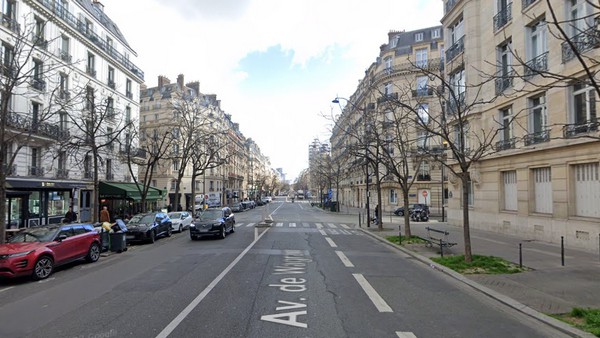 Paris : Une Fillette De 7 Ans Meurt Percutée Par Un Taxi