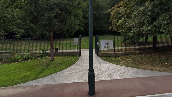 Plessis Robinson Un Pedophile En Trottinette Embarque Un Enfant Dans Un Parc